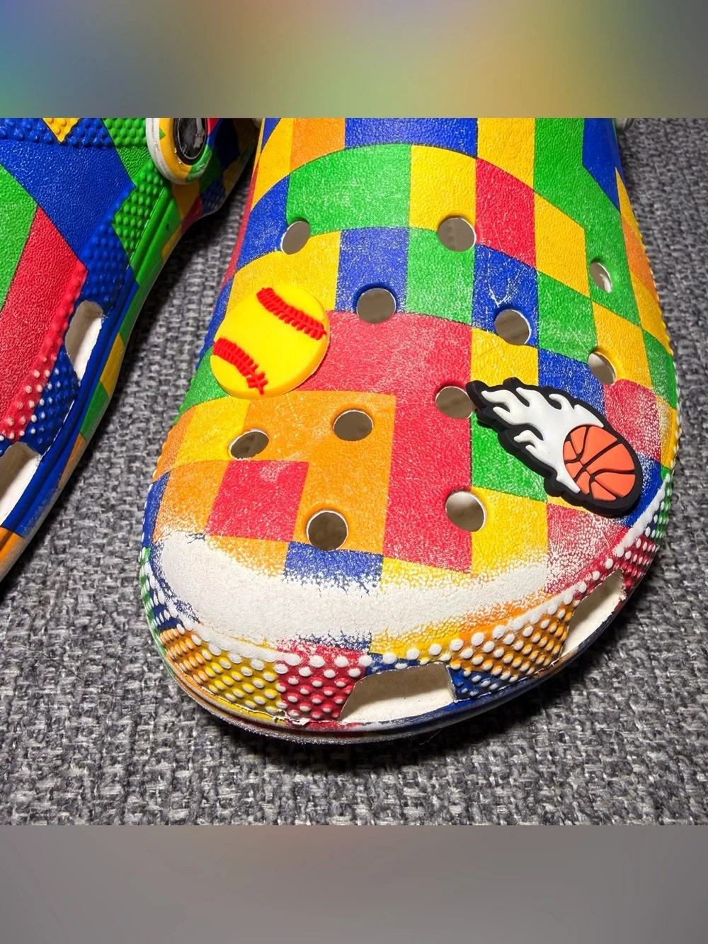 Crocs Digi Block/Multicolor clogs slip on shoes kids size J3